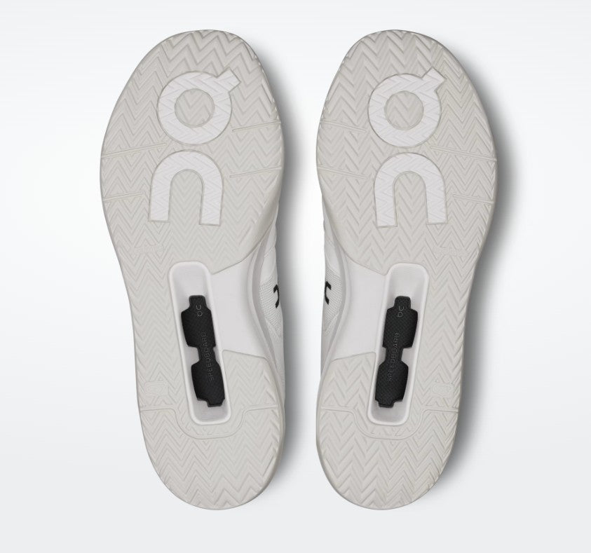 ON THE ROGER CLUBHOUSE PRO MENS