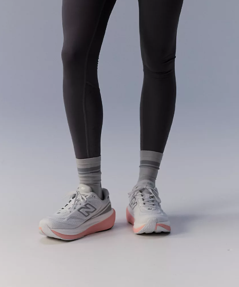 NEW BALANCE 1080 V15 (REGULAR WIDTH) WOMENS